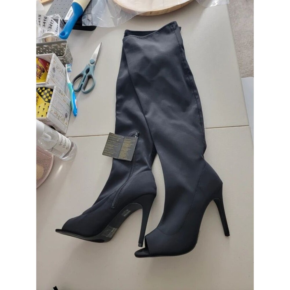 Thigh High Boots Size 9 forever 21 2016